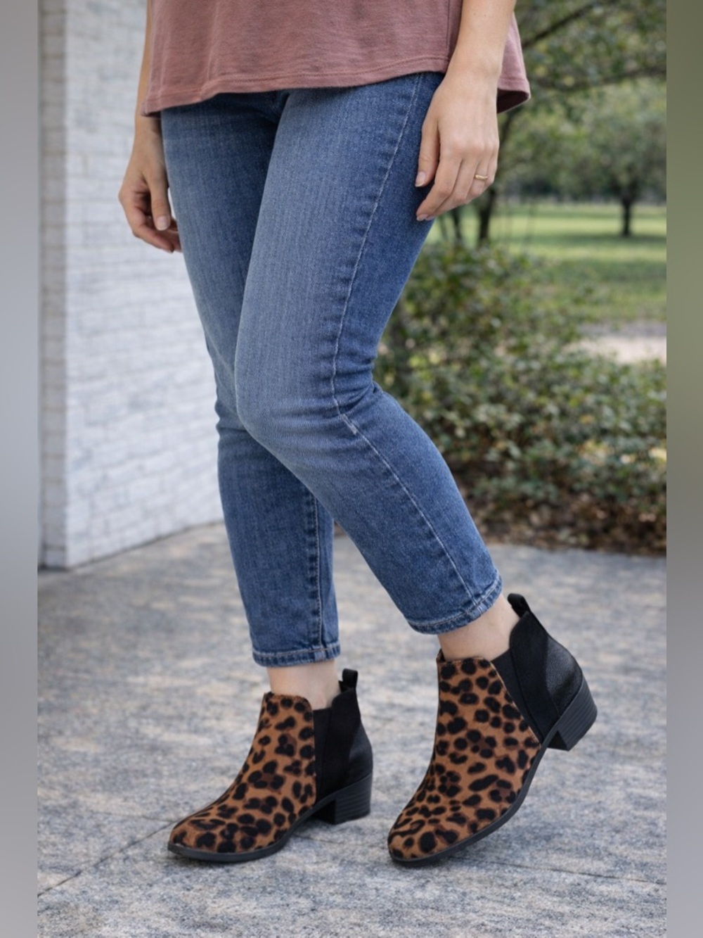 NIB SO Pear Leopard Print Ankle Boots